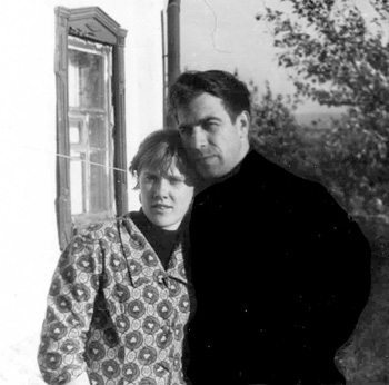 Иван Маликов с любимой супругой Маргаритой Леонидовной. Село Семилуки. 1966 год