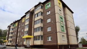 Жителям Семилук вручили ключи от новых квартир в рамках нацпроекта